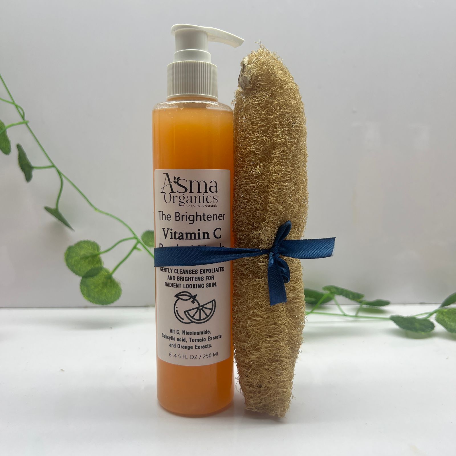 Vitamin-C Deep Cleansing Body Wash With Free Loofah