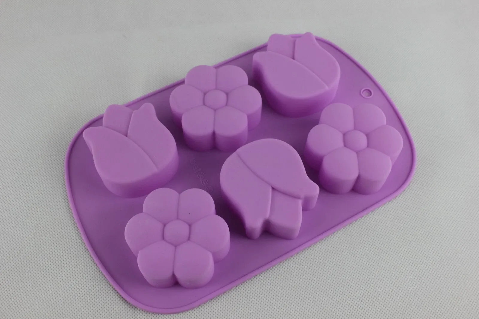 Flower Soap Mould Daisy Tulip 6 cell Candles Muffins Cupcakes Decorating Fondant